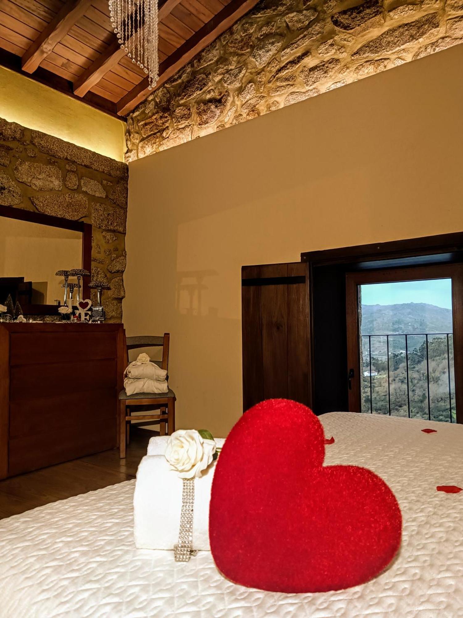 Casa Favo De Mel - Jacuzzi Privado & Lareira - Piscina Hotel Arcos de Valdevez Buitenkant foto