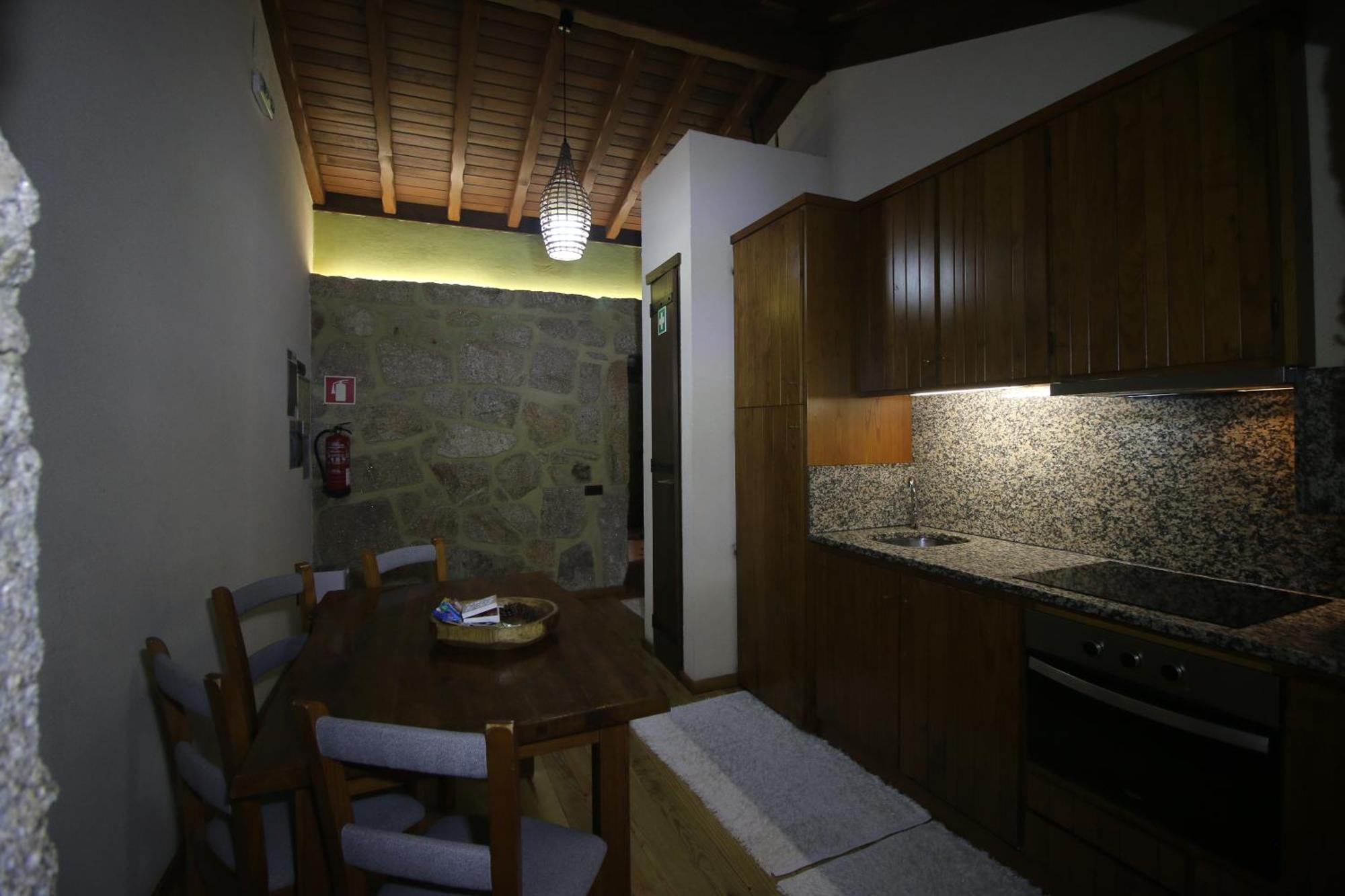 Casa Favo De Mel - Jacuzzi Privado & Lareira - Piscina Hotel Arcos de Valdevez Buitenkant foto